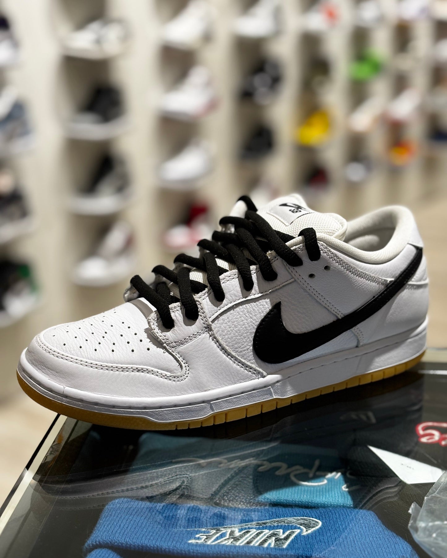 SB Laces Black
