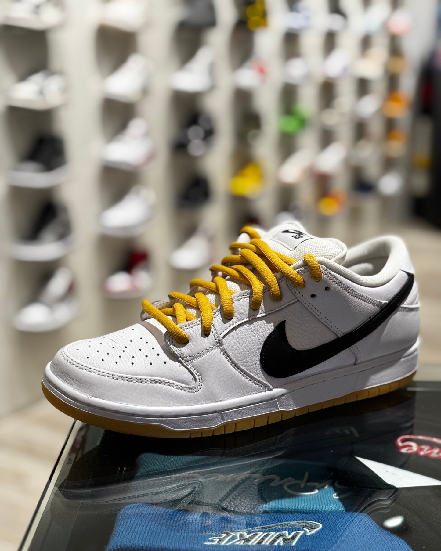 SB Laces Mustard