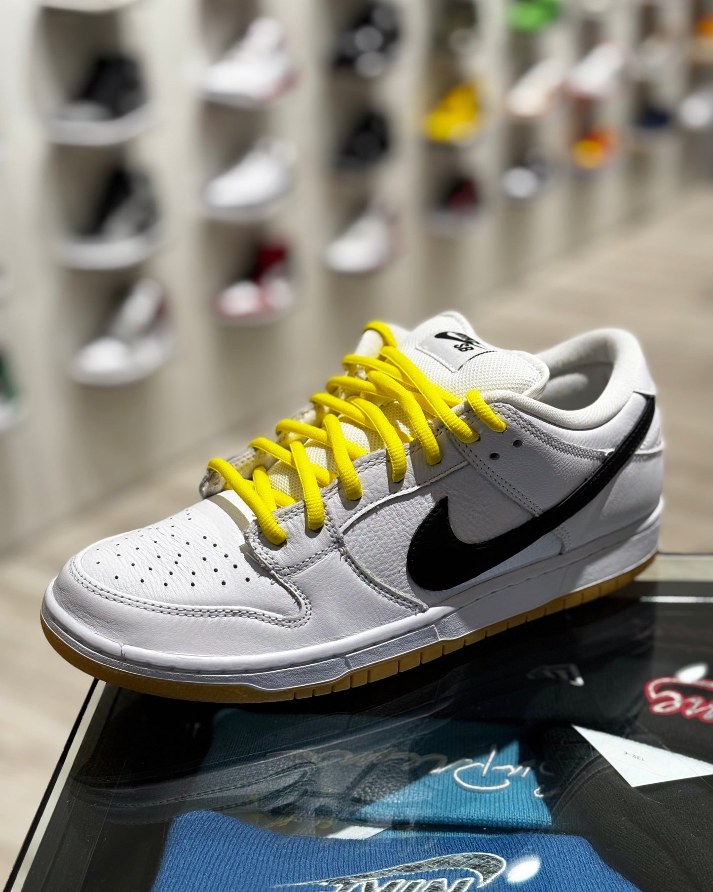 SB Laces Yellow