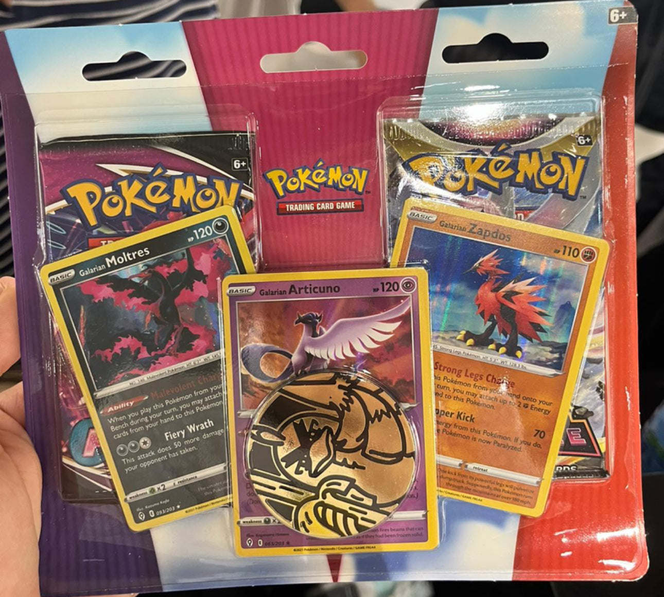 Pokemon Enhanced 2-Pack Blister: Galarian Birds - English