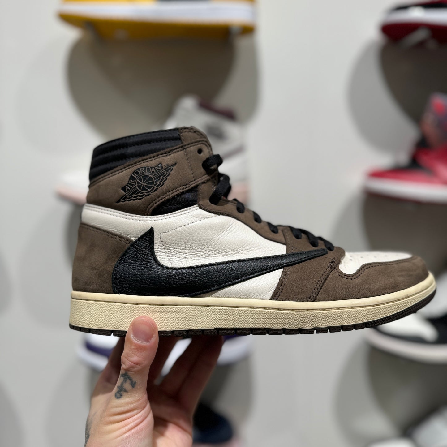 USED Nike Jordan 1 High OG SP Travis Scott Mocha