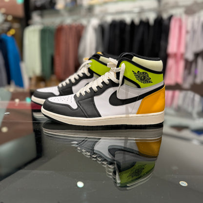 USED Nike Jordan 1 High OG Volt Gold (43)