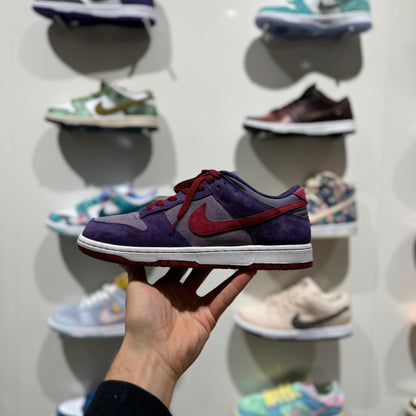 USED Nike Dunk Low Plum