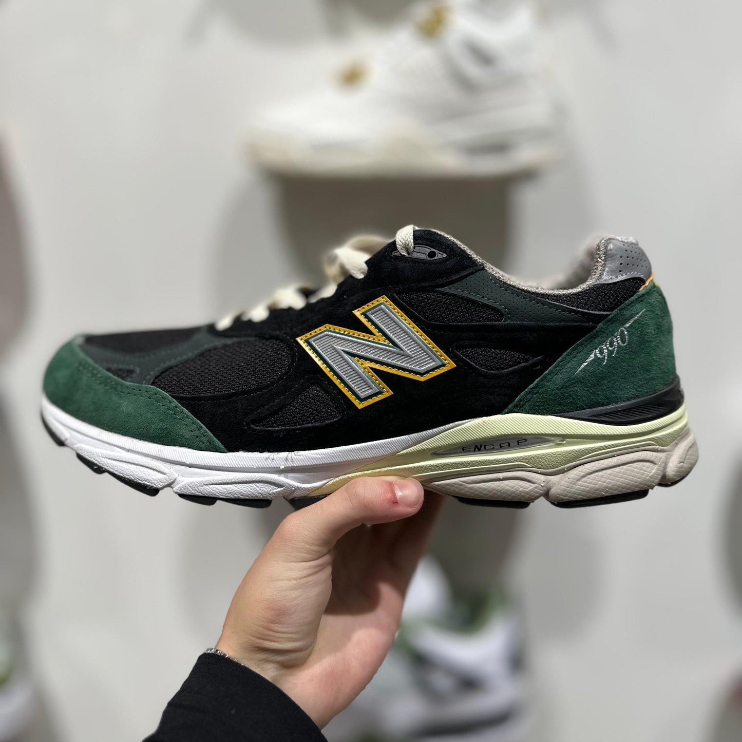 USED New Balance 990 v3 Black Green Yellow